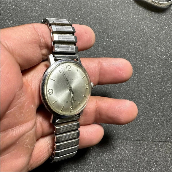 Vintage Elgin Self Winding Mens Wrist Watch Silver Tone Stretch Band Working - Picture 3 of 9